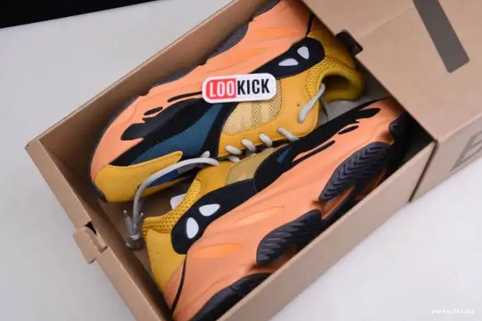 WAVE YELLOW NEW YEEZY ADIDAS GZ6984 BOOST COLORWAY SUN RUNNER 700 0701